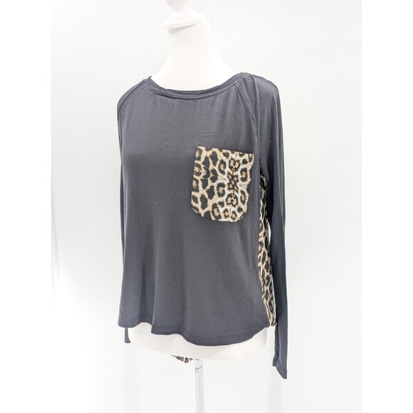 Venus Leopard Black High Low Long Sleeve Top with Front Pocket Size XS - Picture 2 of 7
